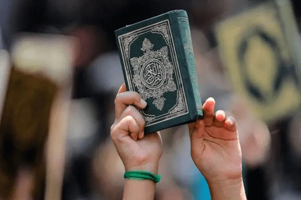 Le Danemark présente une loi interdisant les autodafés du Saint Coran